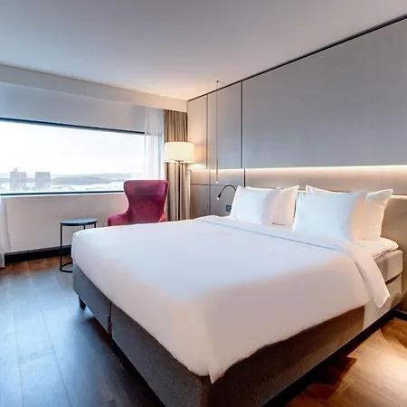 Radisson Blu Scandinavia Hotel, Hotell 4*