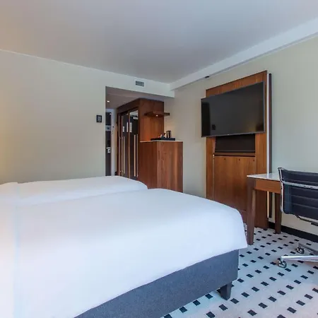 Radisson Blu Scandinavia Hotel, Hotel 4*
