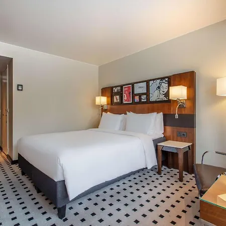 Radisson Blu Scandinavia Hotel, Hotel 4*