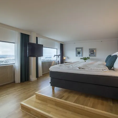 Radisson Blu Scandinavia Hotel, 4*