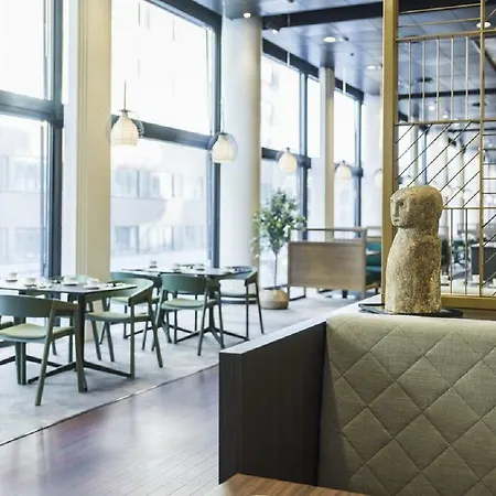 Radisson Blu Scandinavia Hotel, Hotell 4*