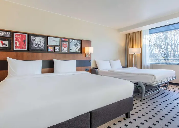 Radisson Blu Scandinavia Hotel, Hotell