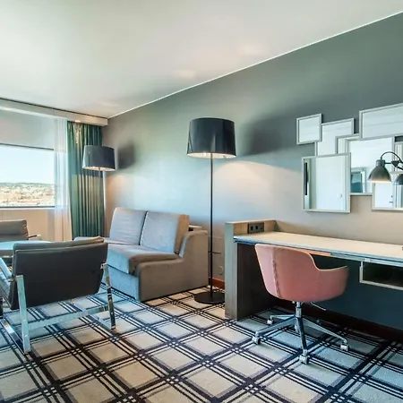 Szálloda Radisson Blu Scandinavia Hotel, 4*