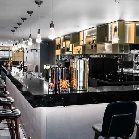 Szálloda Radisson Blu Scandinavia Hotel, 4*
